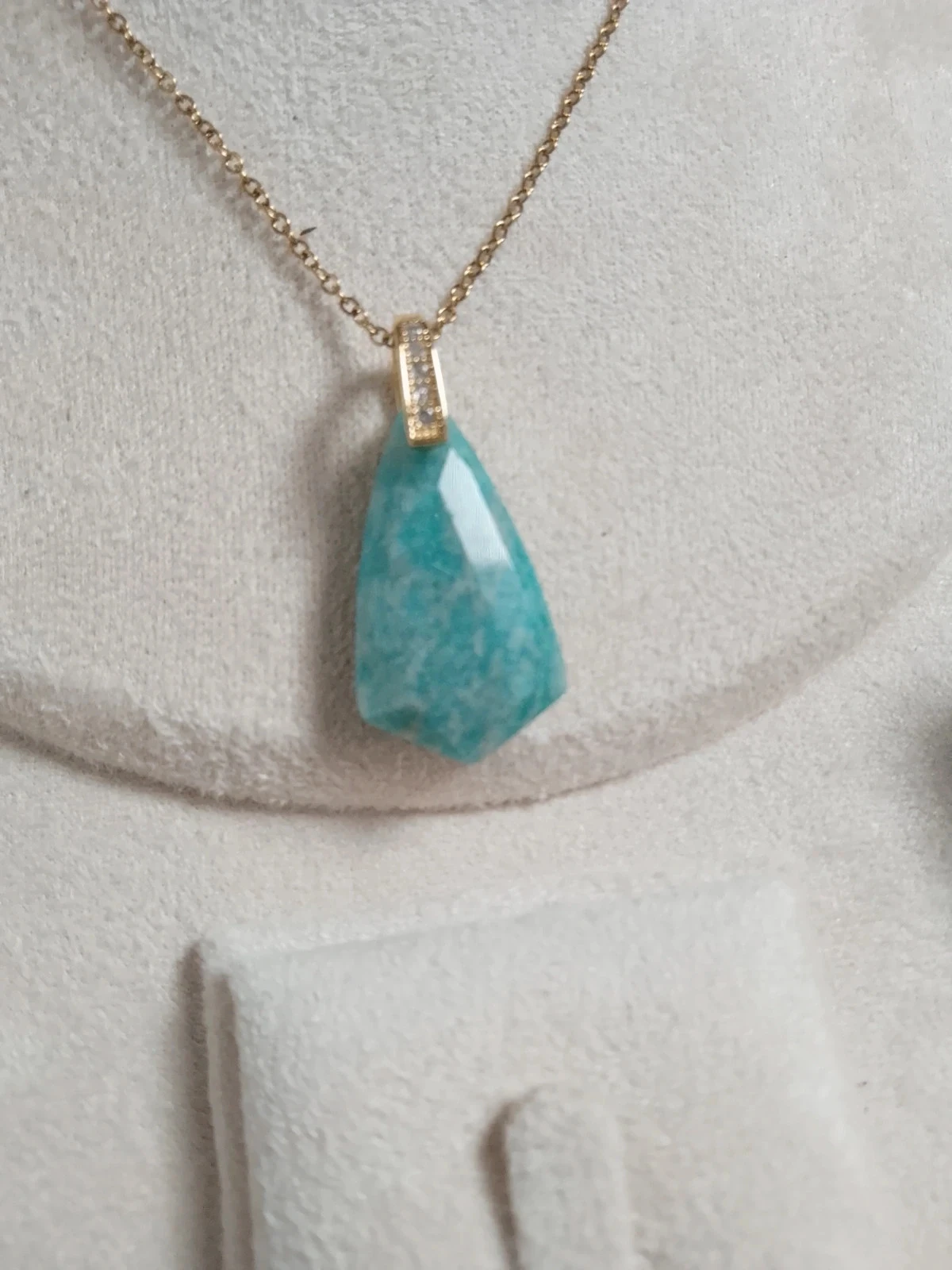 Amazonite stone pendant necklace – photo 2